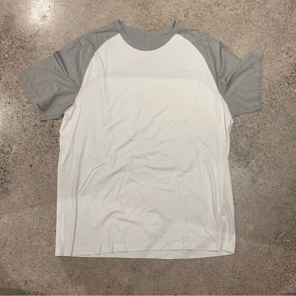 lululemon athletica White and Gray Short Sleeve Tee